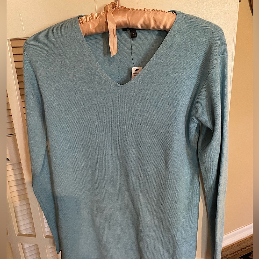 Talbot NEW lightweight sweater. Pale blue color.  Brand new with tags!!!